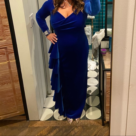 Chiara Boni La Petite Robe - Trinity Velvet V- Neck Side Drape Gown - Picture 1 of 2